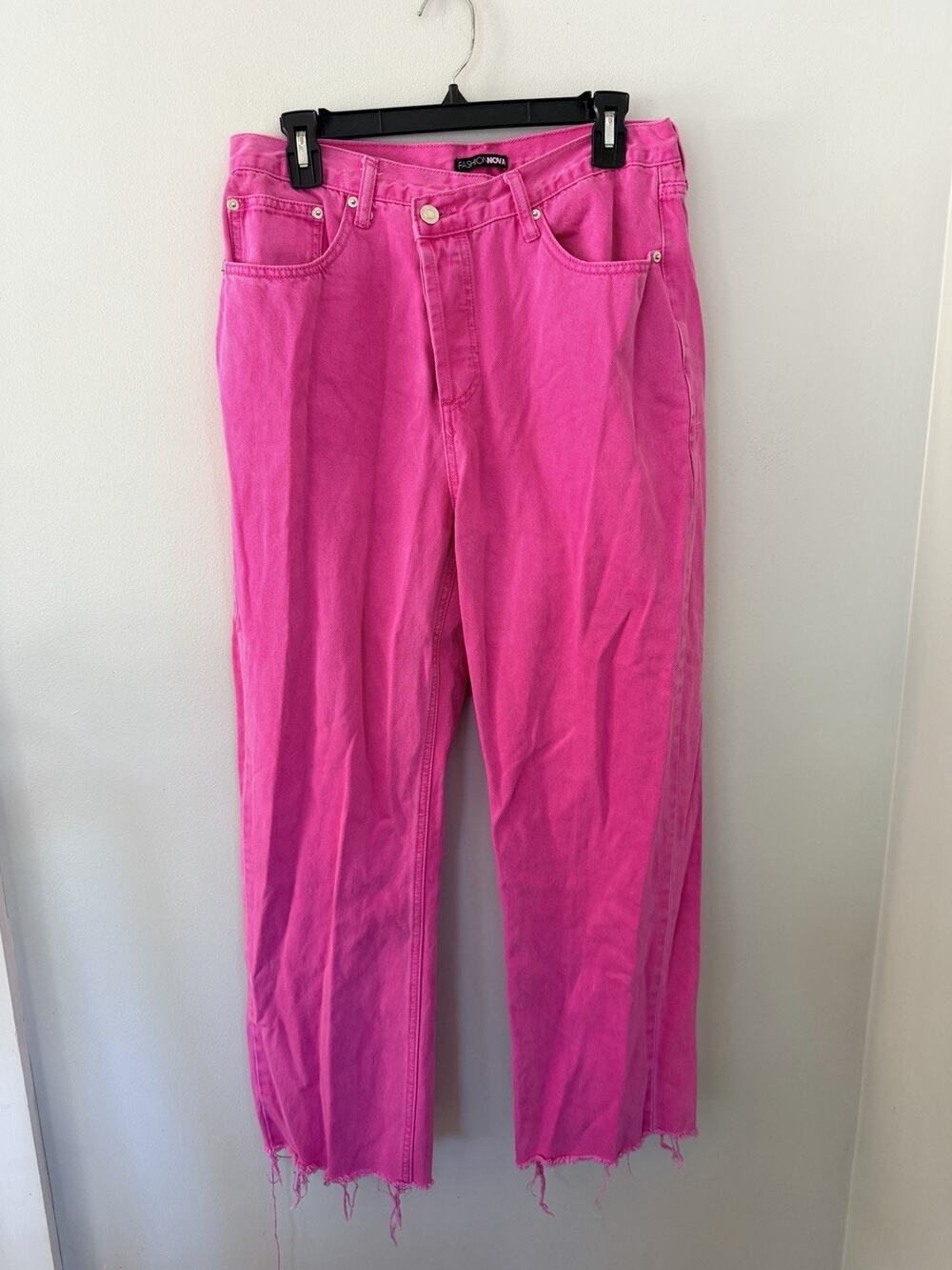 FASHION NOVA Women’s Hot Pink Pants 9 BarbieCore Dopamine Dressing Vacation